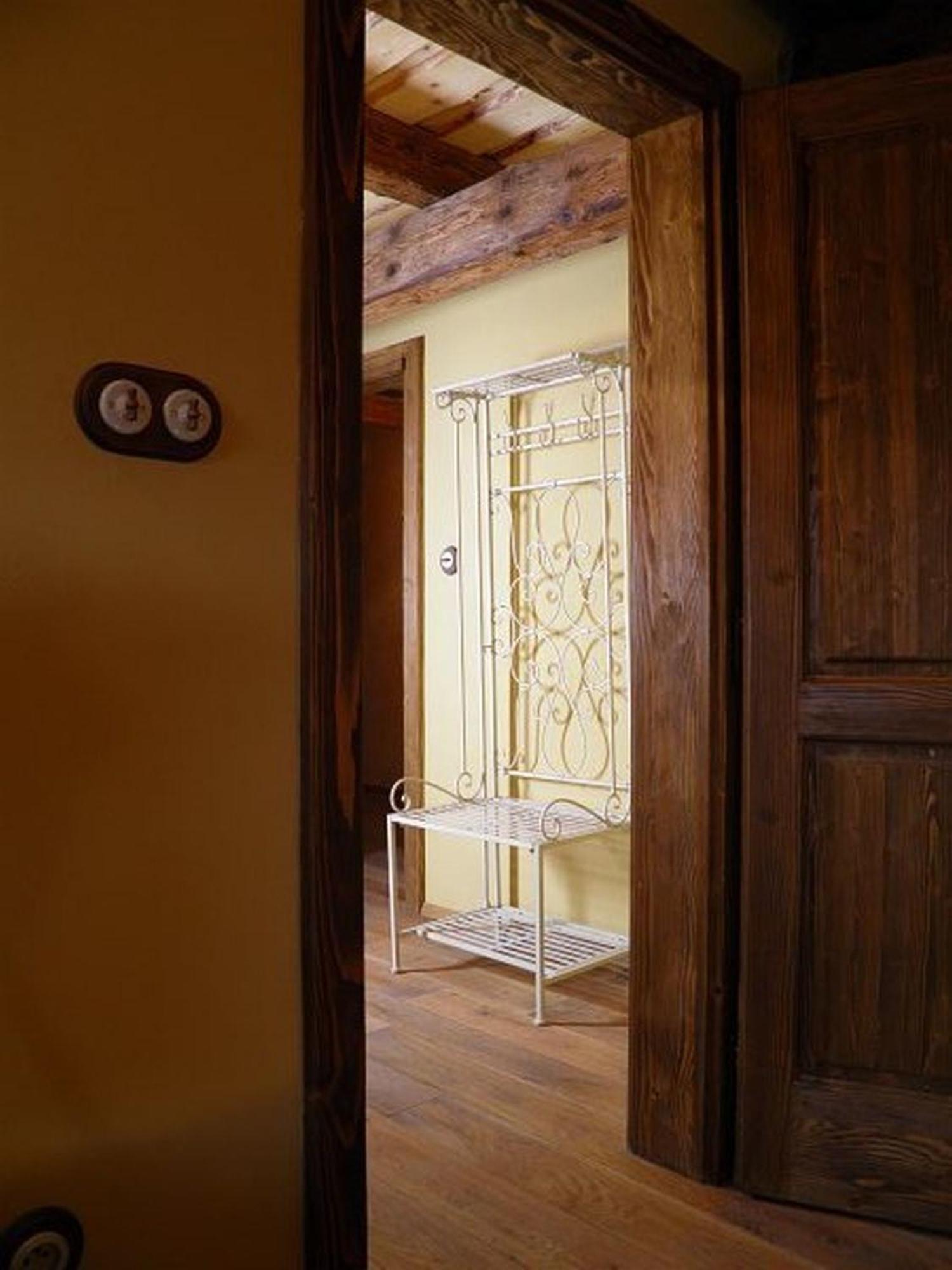 Dvur Olsiny -Hotel And Horse-Riding Karviná Chambre photo